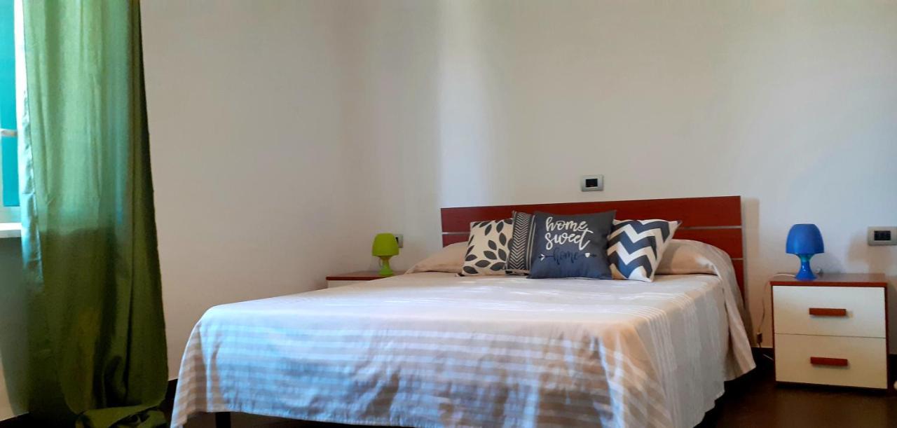 8 Via V. Monti Villa Loiri Porto San Paolo Bagian luar foto